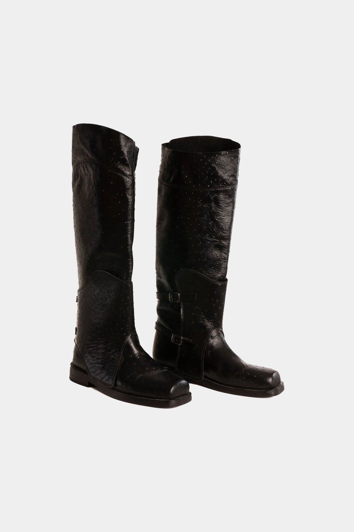 MYUS Cavalieres Jumping Boot right in black ostrich leather with wood sole