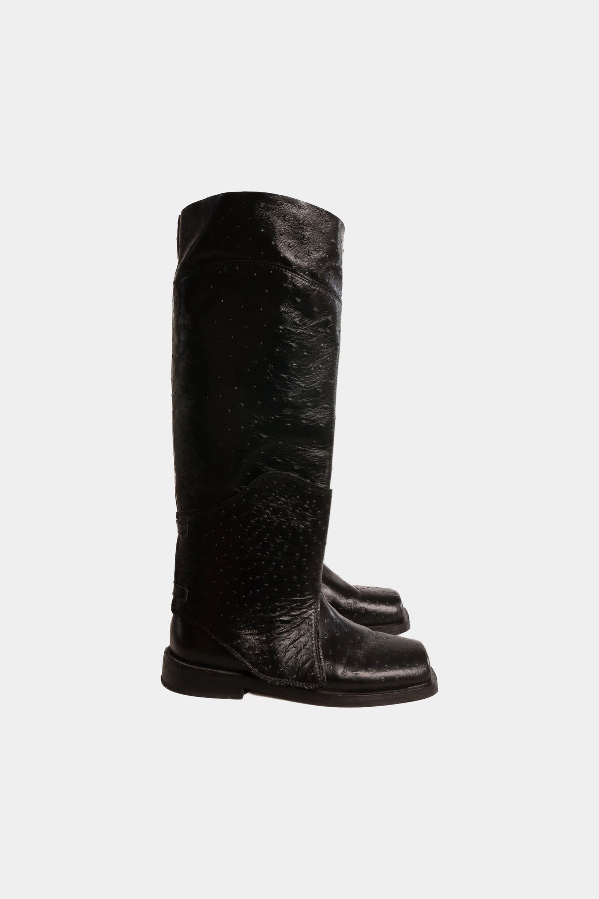 MYUS Cavalieres Jumping Boot side in black ostrich leather with wood sole